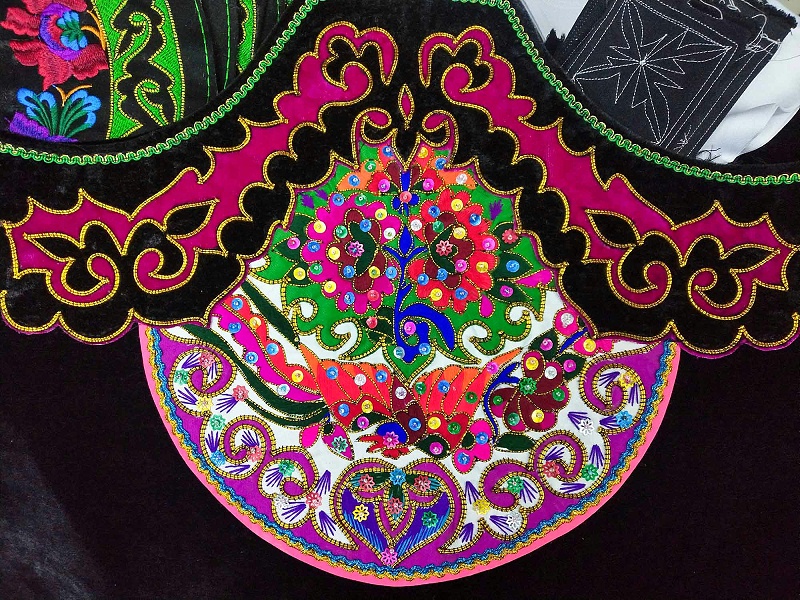 刺绣绣片2