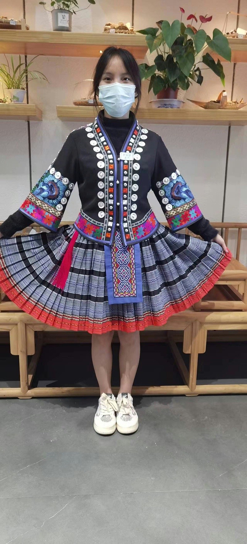 梵草堂瑶族工服 (6)