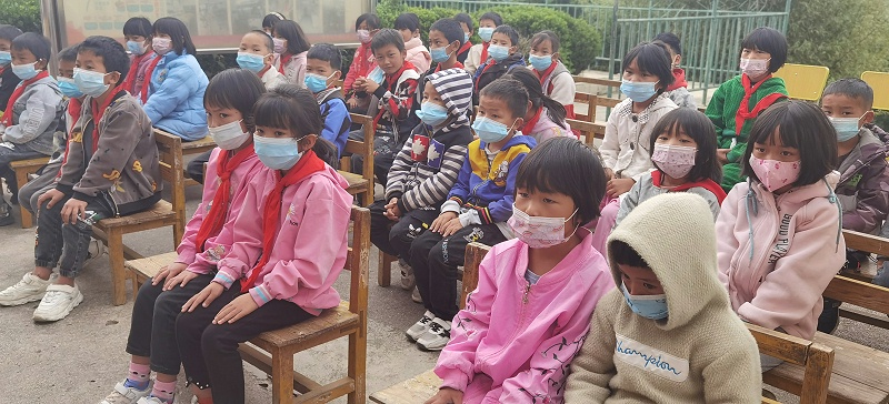 霓裳民族服饰爱心公益捐赠民族校服 (12)